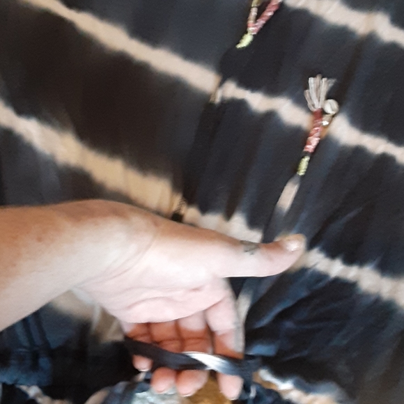 FLOWY key west DRESS BRAND NEW NEVER WORN YOU WILL NEVER FIND THIS DRESS ANYWHER - Picture 7 of 11